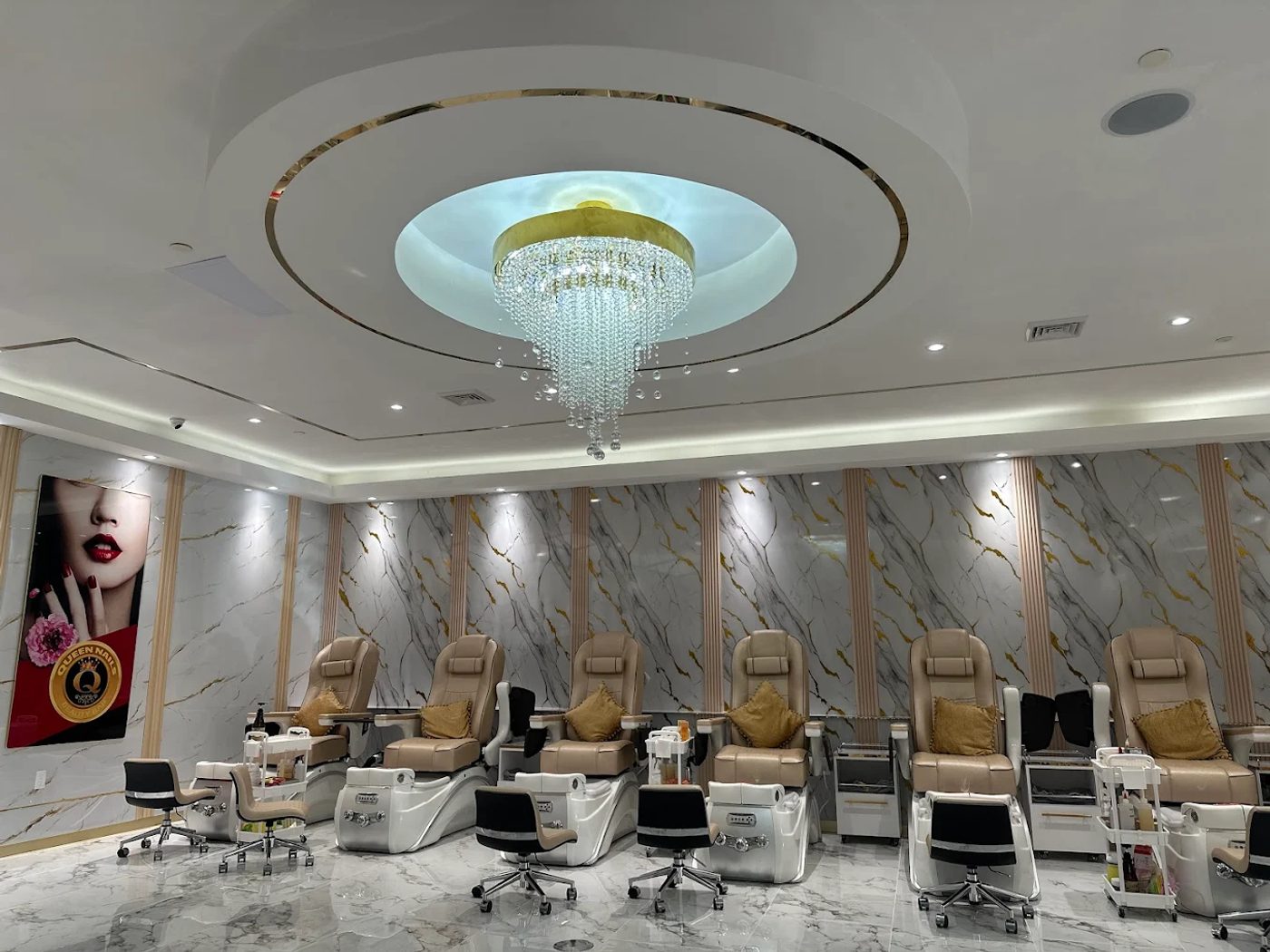 Tuyển Thợ Nails Full-time & Part-time - Queen Nail and Beauty Bar, Mansfield, MA