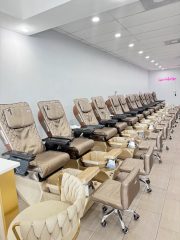 Tuyển Thợ Nails Có Kinh Nghiệm - South Miami, FL (1)