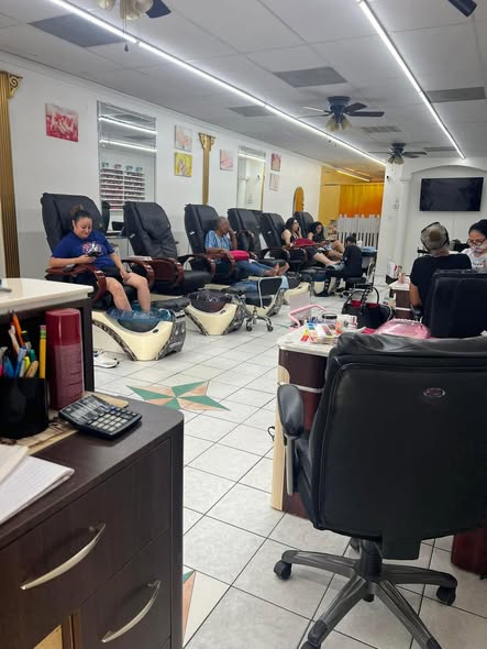Sang Tiệm Nail Khách Đông, Giá Tốt - Houston, TX 💅 - ảnh 2