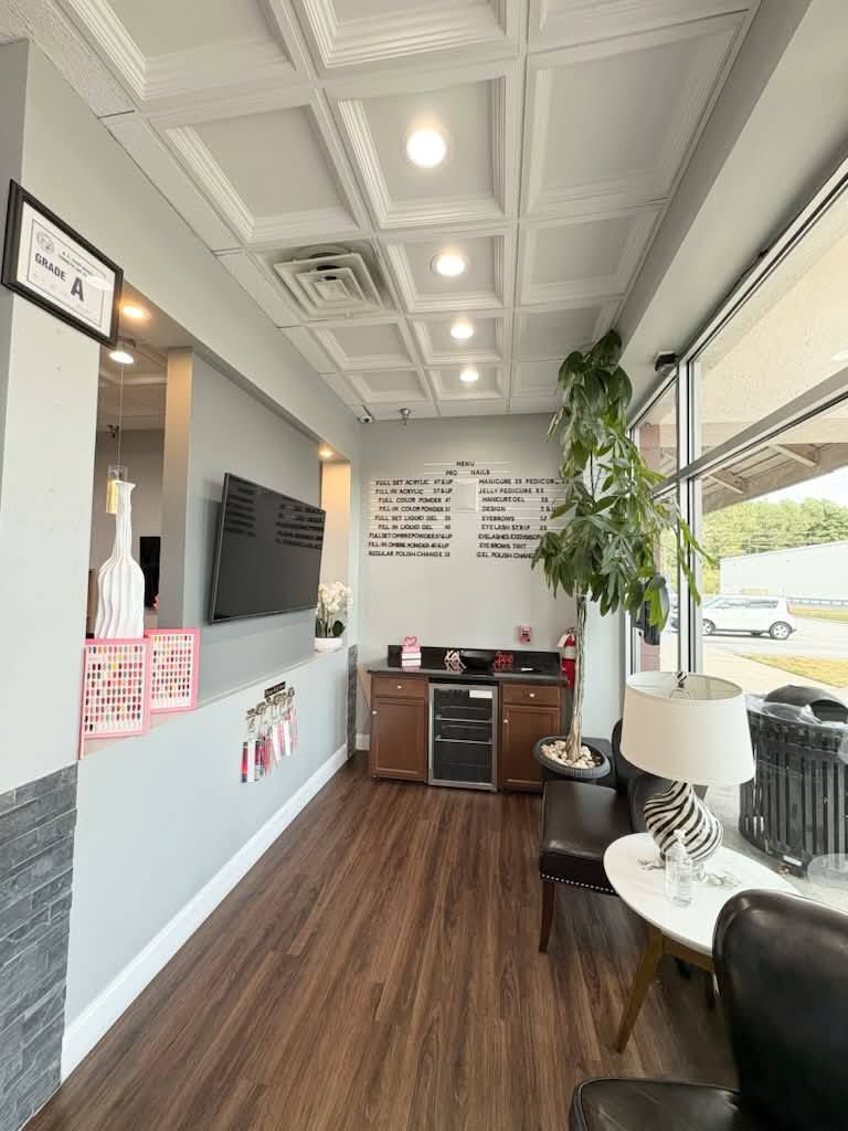 Sang Tiệm Nail Đẹp - 2300sqft - Wilson, NC - ảnh 2