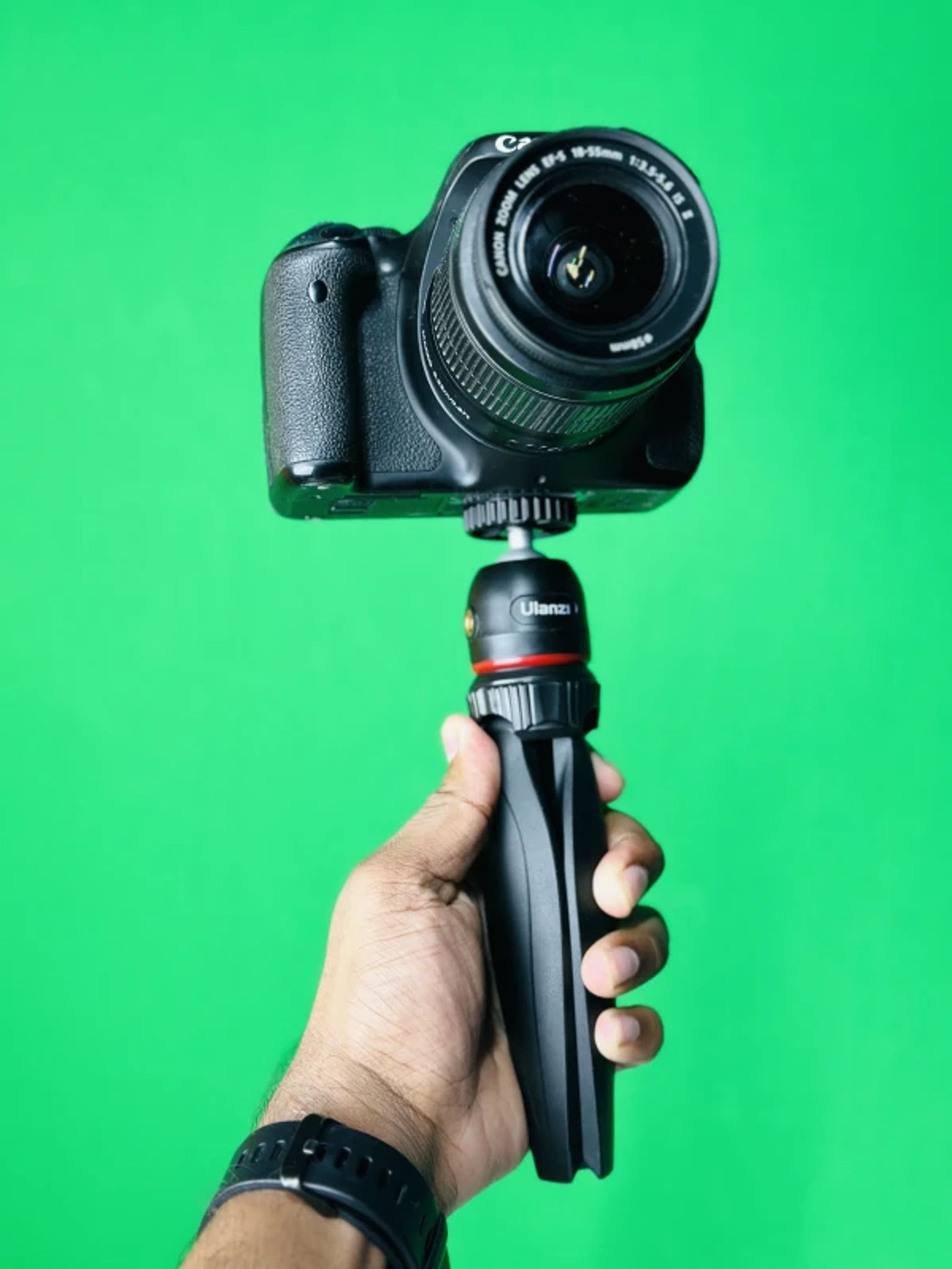 Ulanzi MT-17 Mini Tripod with 360° Rotatable Ball Head For Phone Camera DSLR angle 2