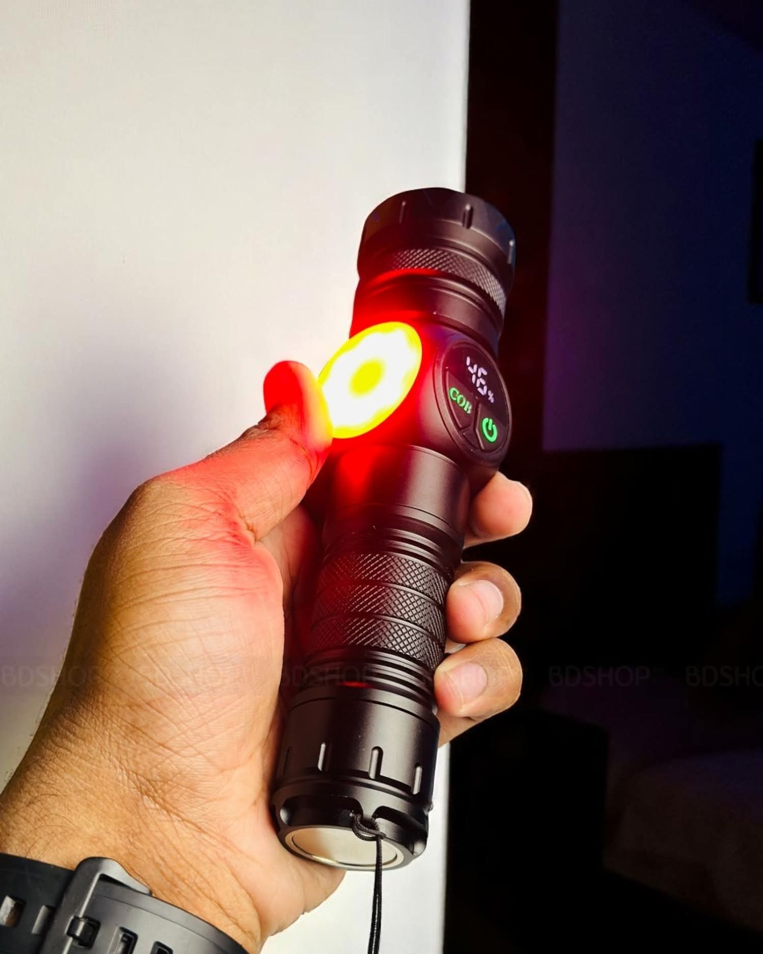 K60 Rechargeable Flashlight 10W COB + LED Torchlight With Digital Display angle 4