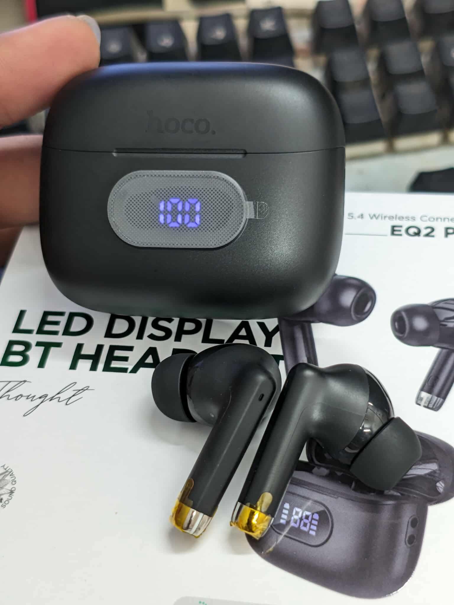 HOCO EQ2 Plus Wireless Earbuds (Black) angle 4