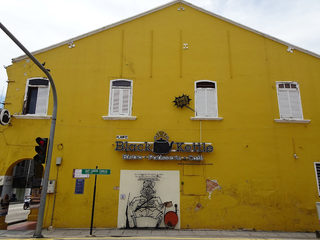 Double Role-Sculpture 1