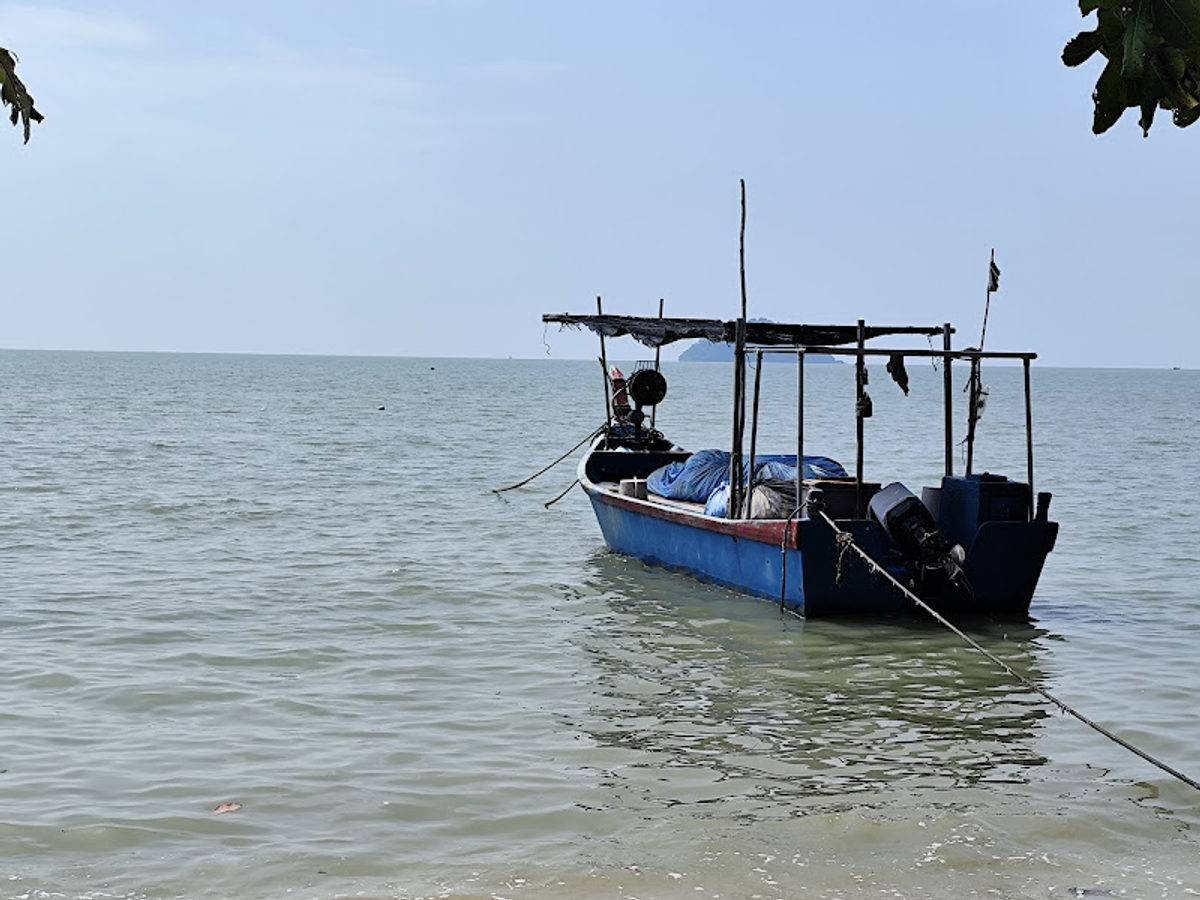Best Relaxing Beach and Viewing Spot