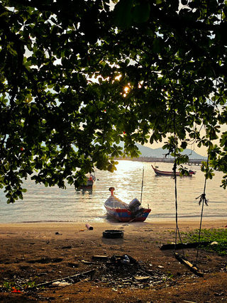 Pantai Kampung Contoh 3
