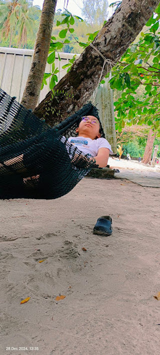 Monkey Beach Resort Partner Rakit Merdeka 2