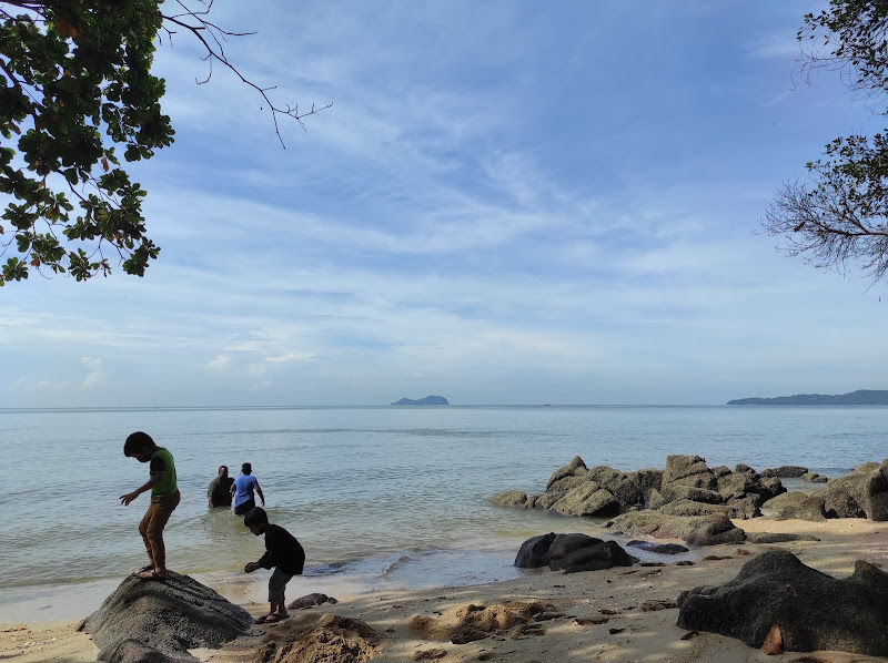 Pantai Teluk Bayu