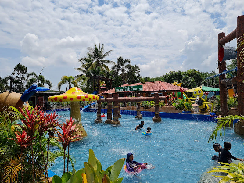 Berangan Aqua Park-muslim pool