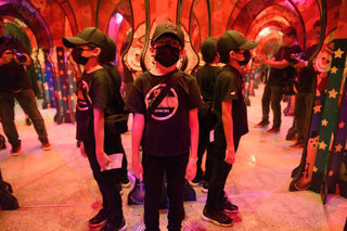 Magic Mirror Maze THETOP 3