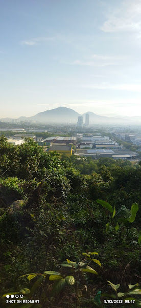 Bukit Juru hiking path