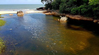 Meromictic Lake Tasik Meromiktik 2