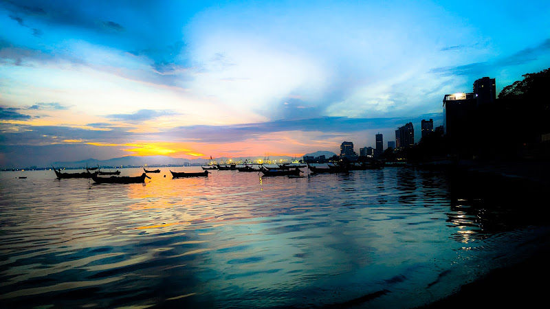 Gurney Drive Fisherman Place