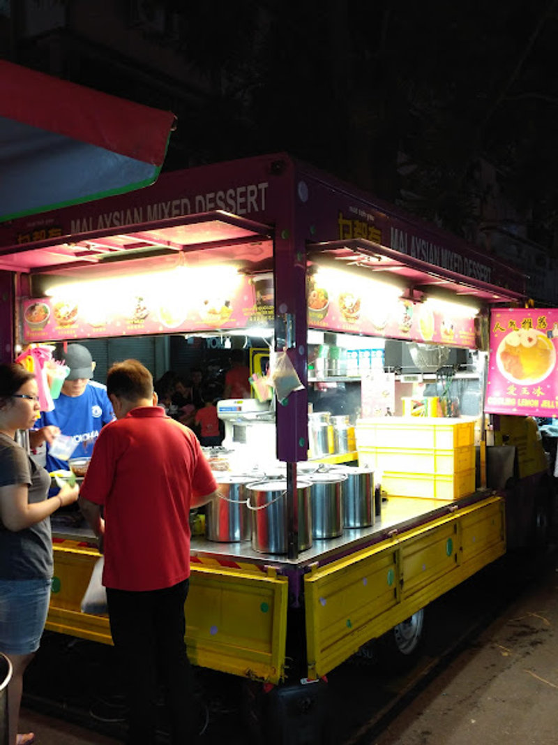 Mat To You Dessert At Paya Terubong Night Market