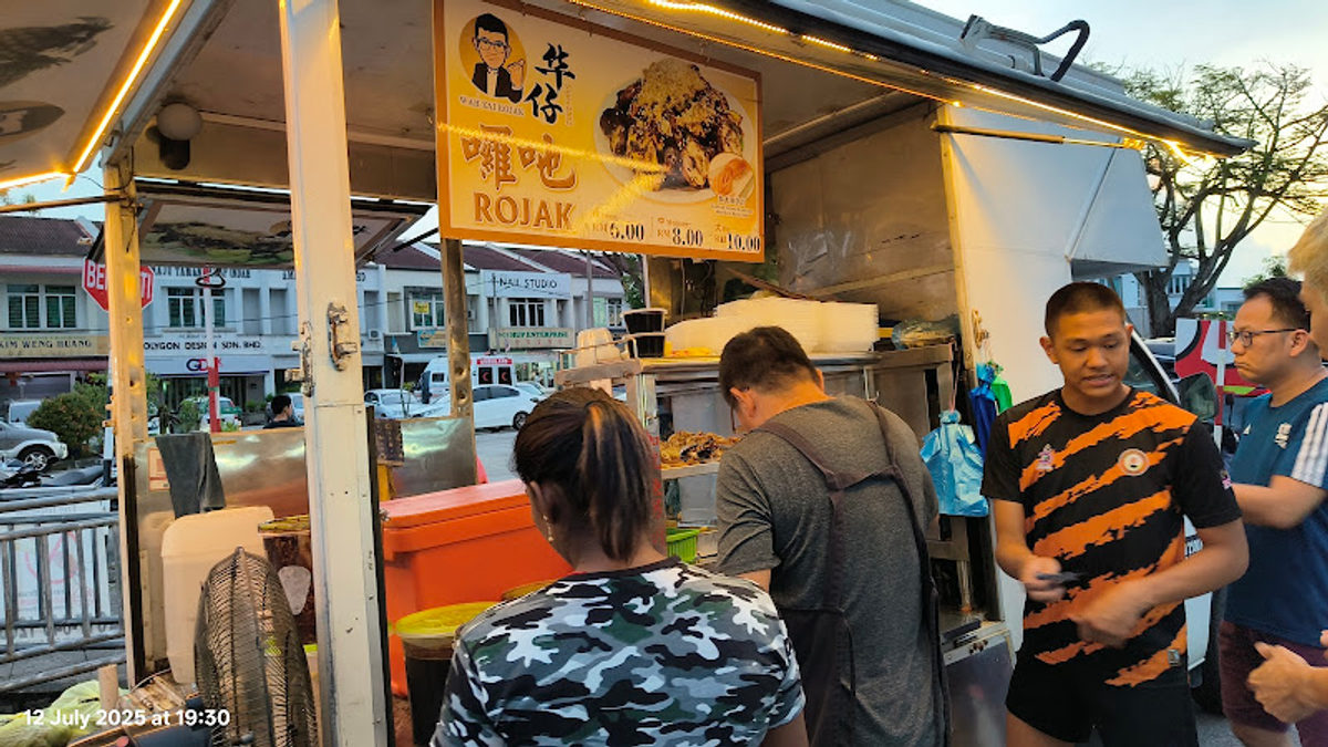 Pasar Malam Taman Bakap Indah