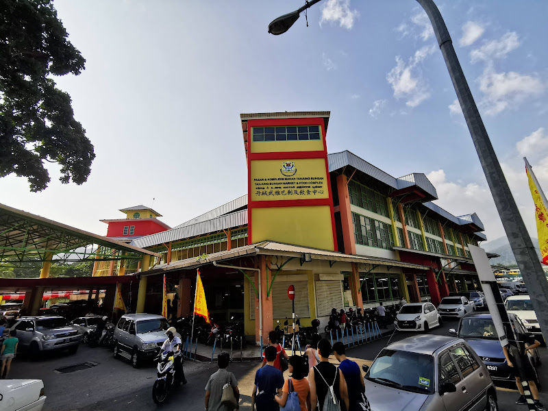 Tanjung Bungah Night Market • Tuesday