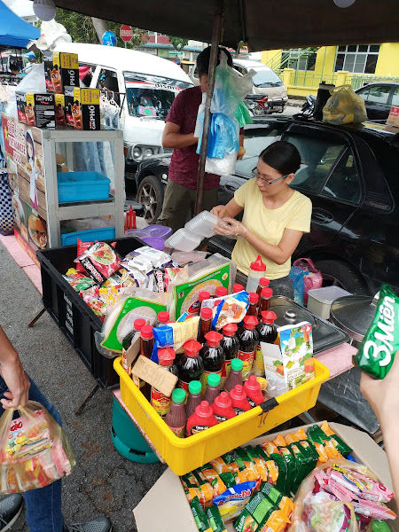 Batu Maung Tuesday Night Market