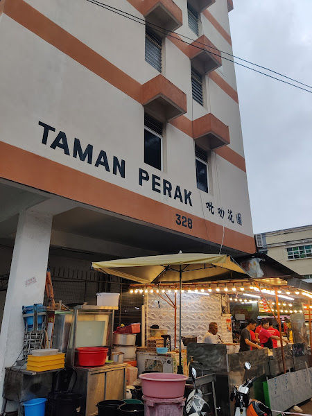 Pasar / TPS Jalan Perak