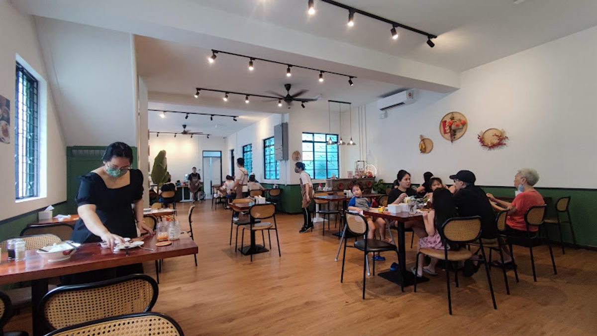 Lok Kee Kopitiam 乐记茶室 X Lok Kee Dessert House 乐记食糖