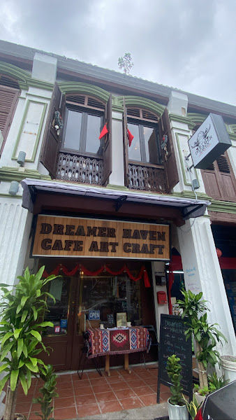 Dreamer Haven Art Cafe