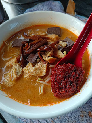 亚火咖哩面 Curry Mee 3
