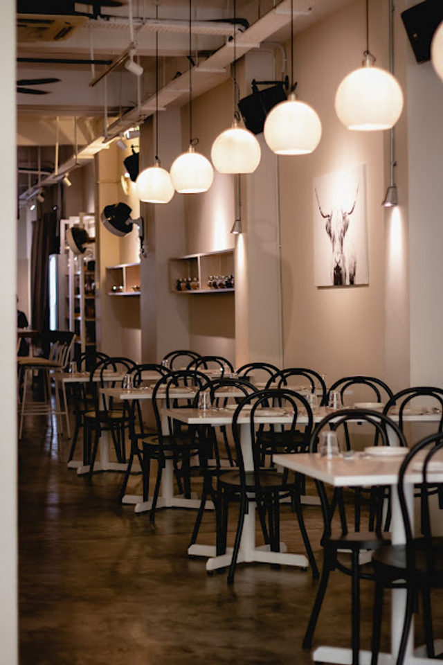 White Smoke Restaurant