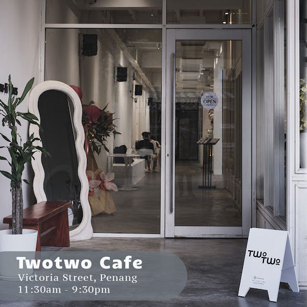 TwoTwo Cafe