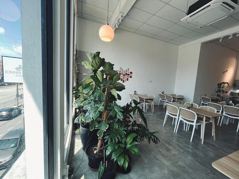 Jonnis Pasta & More