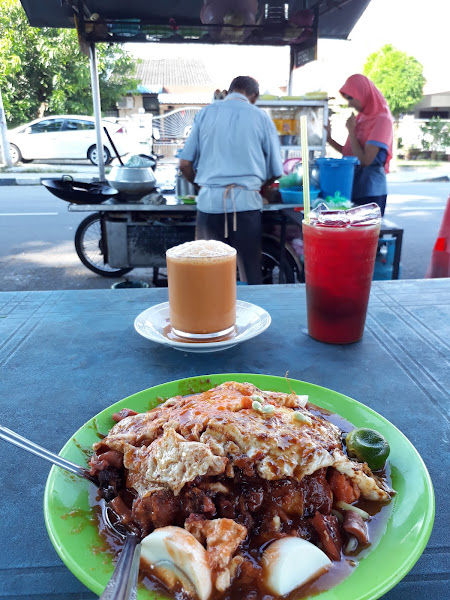 EF962 Mee Goreng Mamak