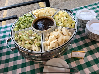 Gaya's Beach Side Bar & Restaurant 1