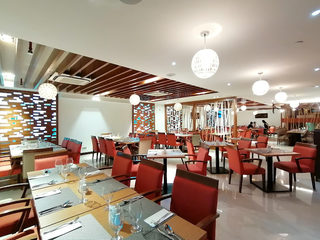 C'est Si Bon Restaurant 1