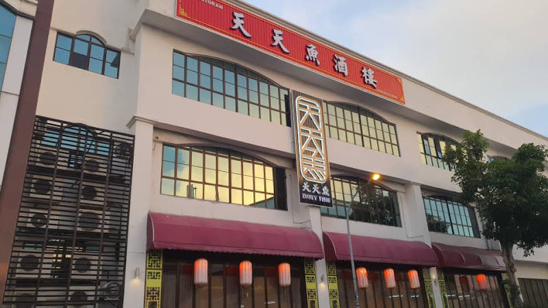 Daily Fish BW Raja Uda