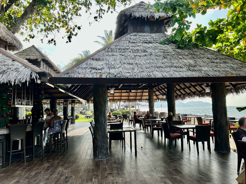 Pinang Bar at Shangri-La's Rasa Sayang Resort and Spa - Penang