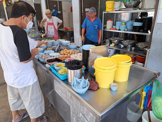 Padang Brown Yong Dao Fu 3