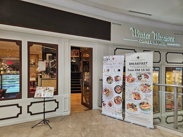 Winter Warmers Coffee & Tea House - Gurney Paragon