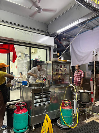 Auntie Kopitiam (formerly Keng Lan Huat Wantan Mee) 3