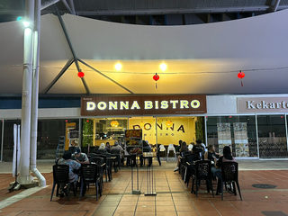 Donna Bistro 1