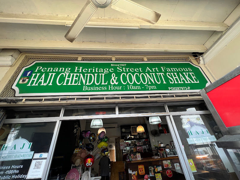 Haji Cendol & Coconut Shake