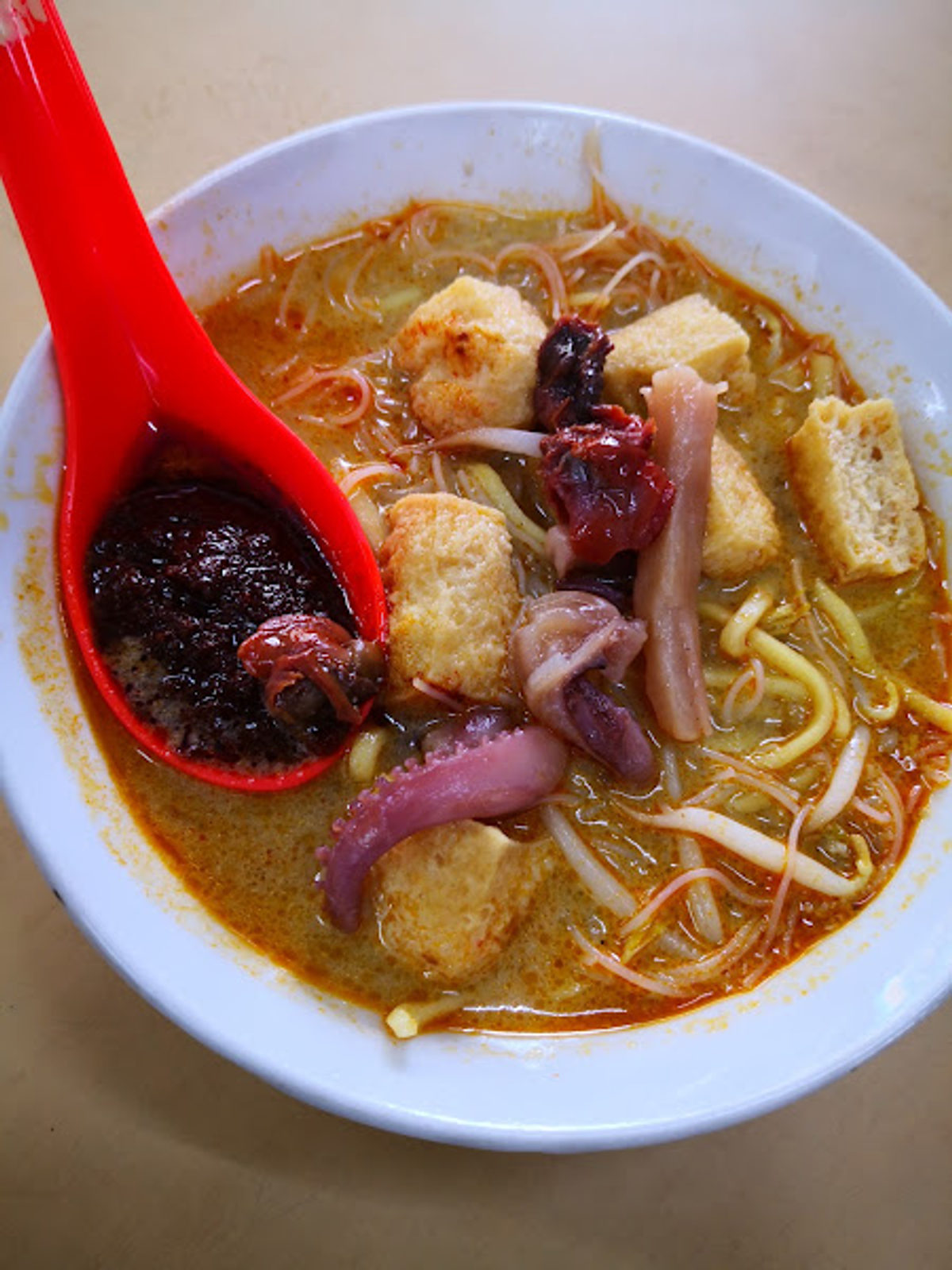 Kuantan Road Curry Mee