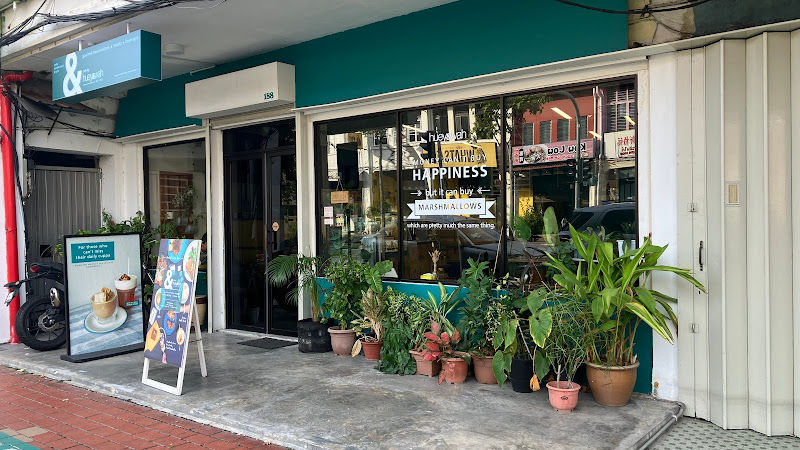 Huey&Wah cafe (cafe + retail)