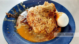 Nasi Kandar Pokok Ceri • Kedai Makan Ceri 3