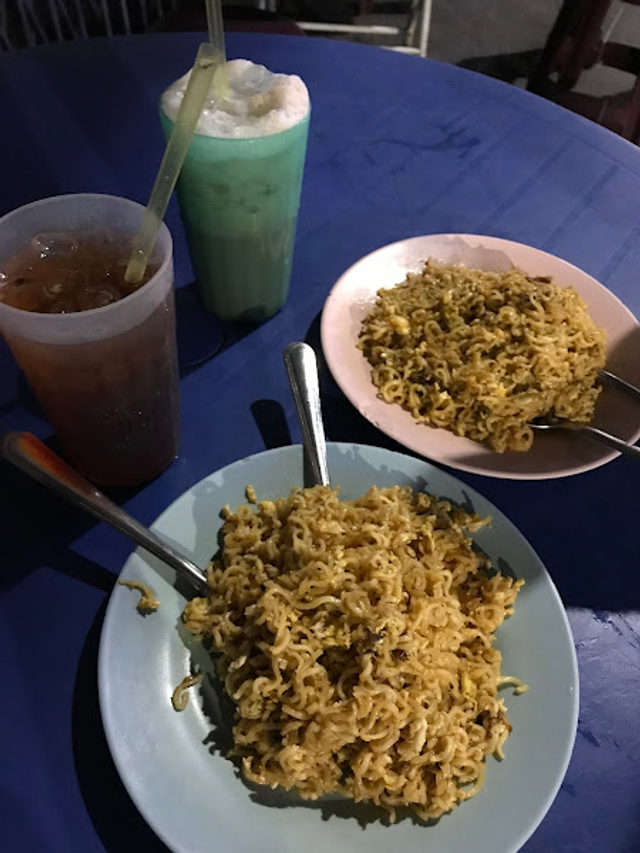 Gerai Maggi Goreng Mamak