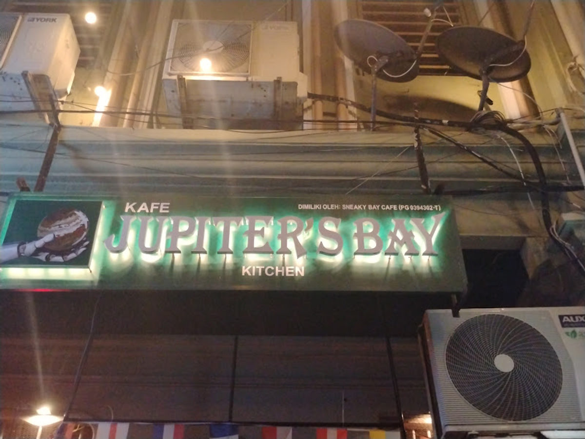 Jupiter's Bay social sport chill