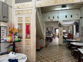 T&T Prawn Mee Shop 3