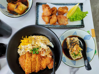 Sakae Sushi, Garden Inn Hotel 2