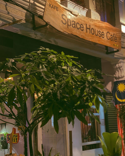 Space House Café
