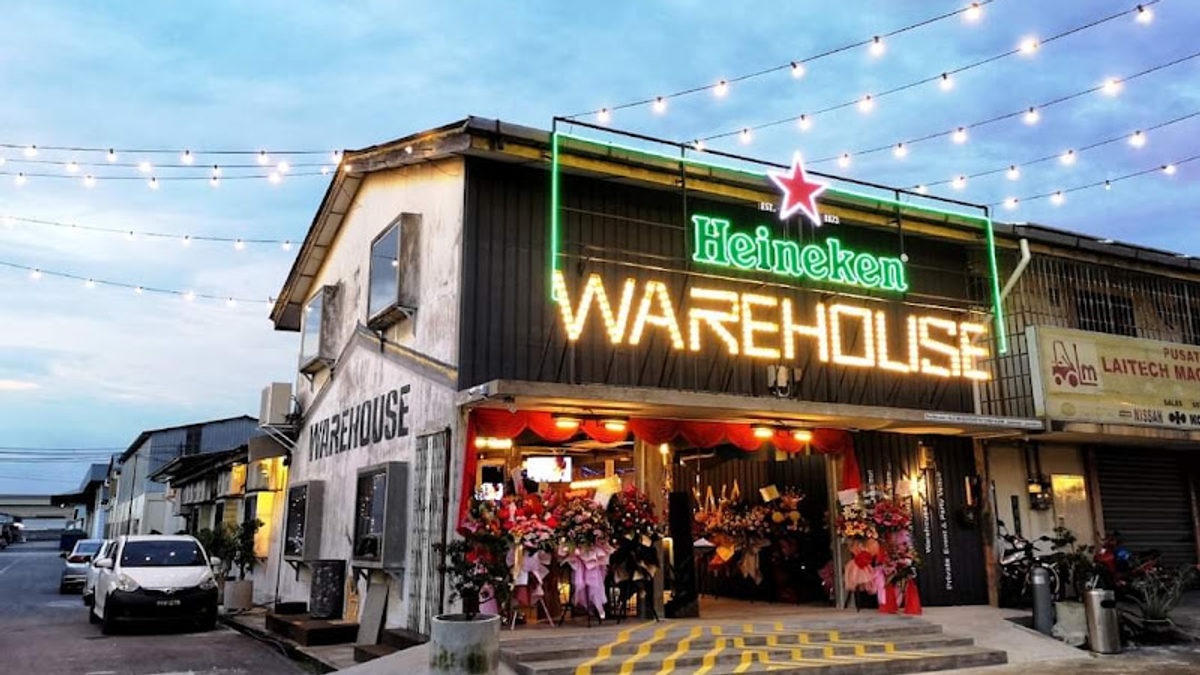 Warehouse Kitchen & Bar