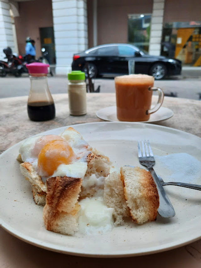 Roti Bakar Nasi Lemak