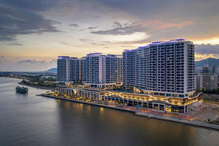 Queens Waterfront Q2 Commercial 3