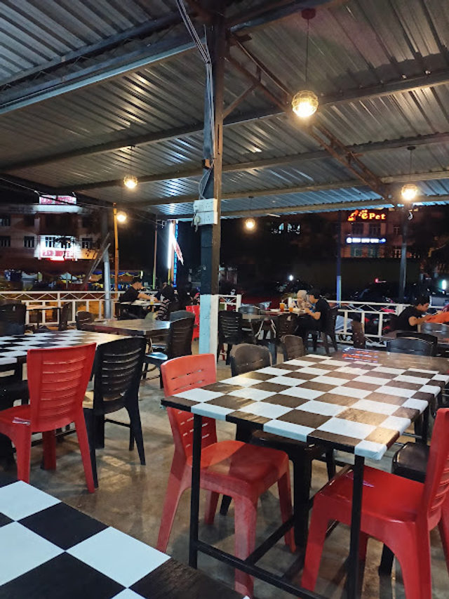 Dato keramat seafood